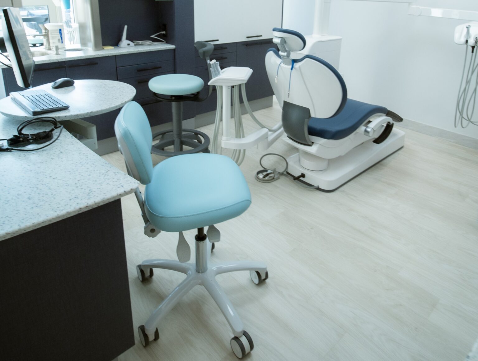 contact langley dental group